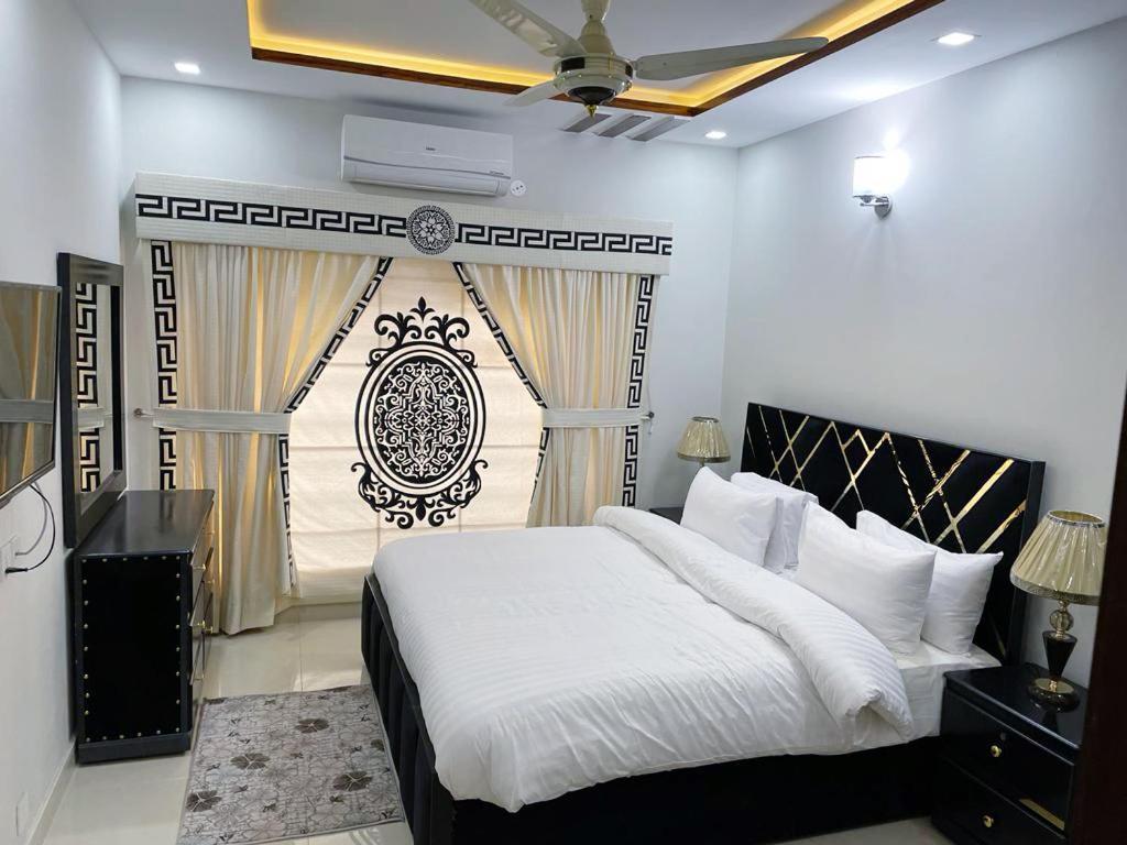 Bed & Breakfast Islamabad Hotel Bagian luar foto