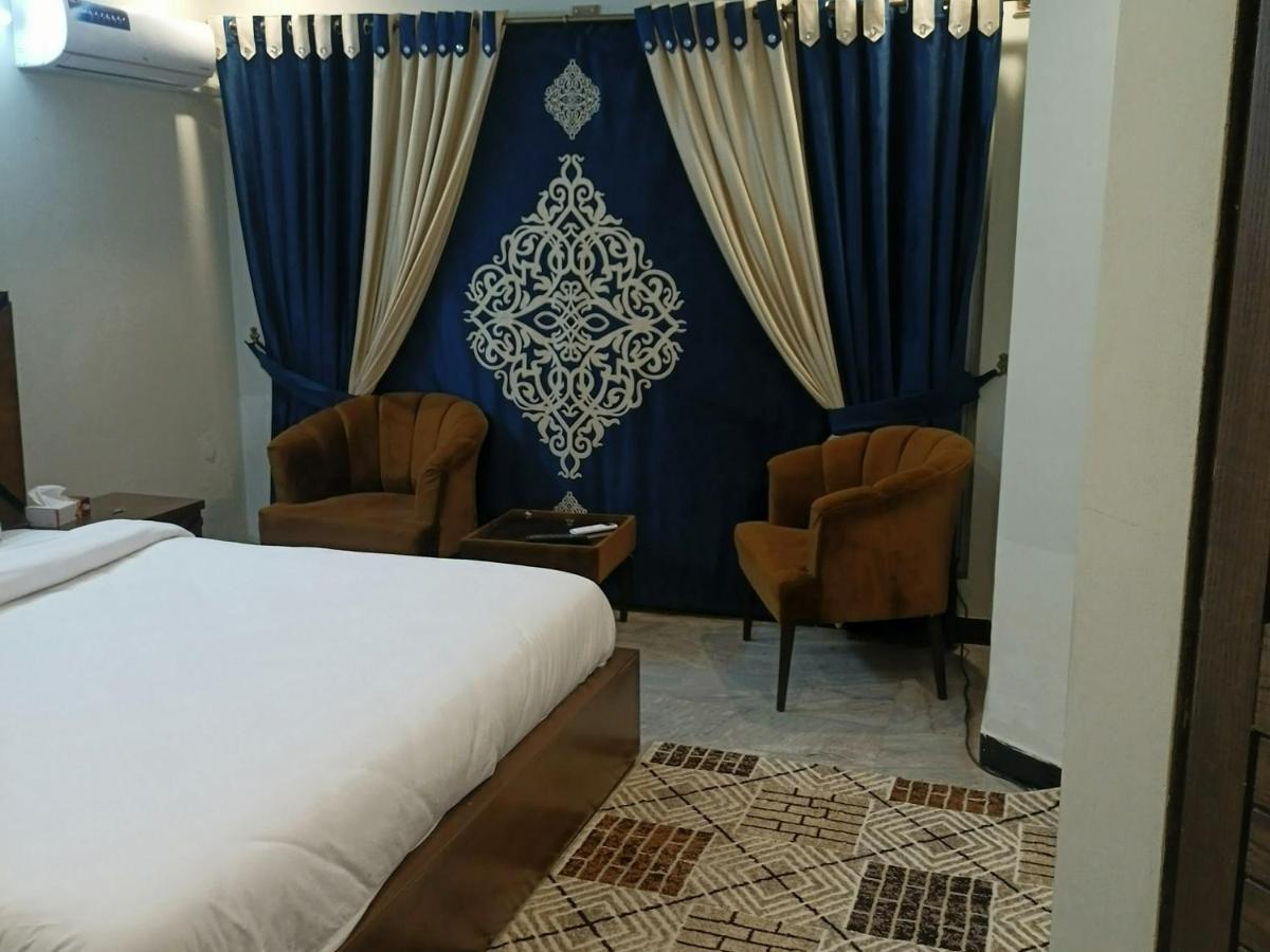 Bed & Breakfast Islamabad Hotel Bagian luar foto