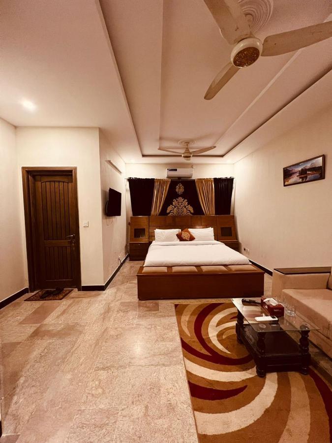 Bed & Breakfast Islamabad Hotel Bagian luar foto