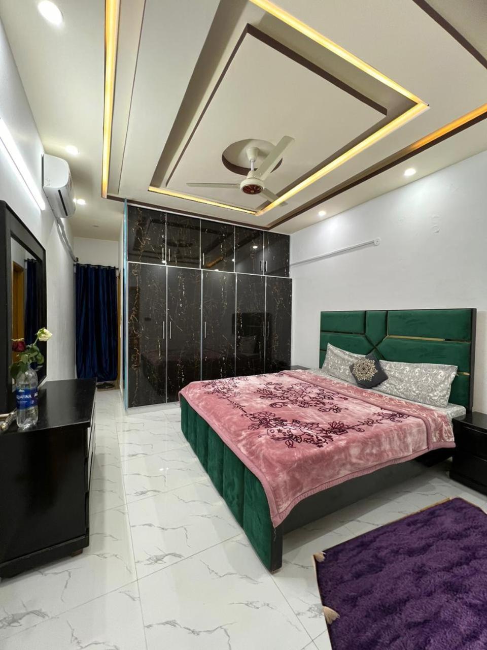 Bed & Breakfast Islamabad Hotel Bagian luar foto
