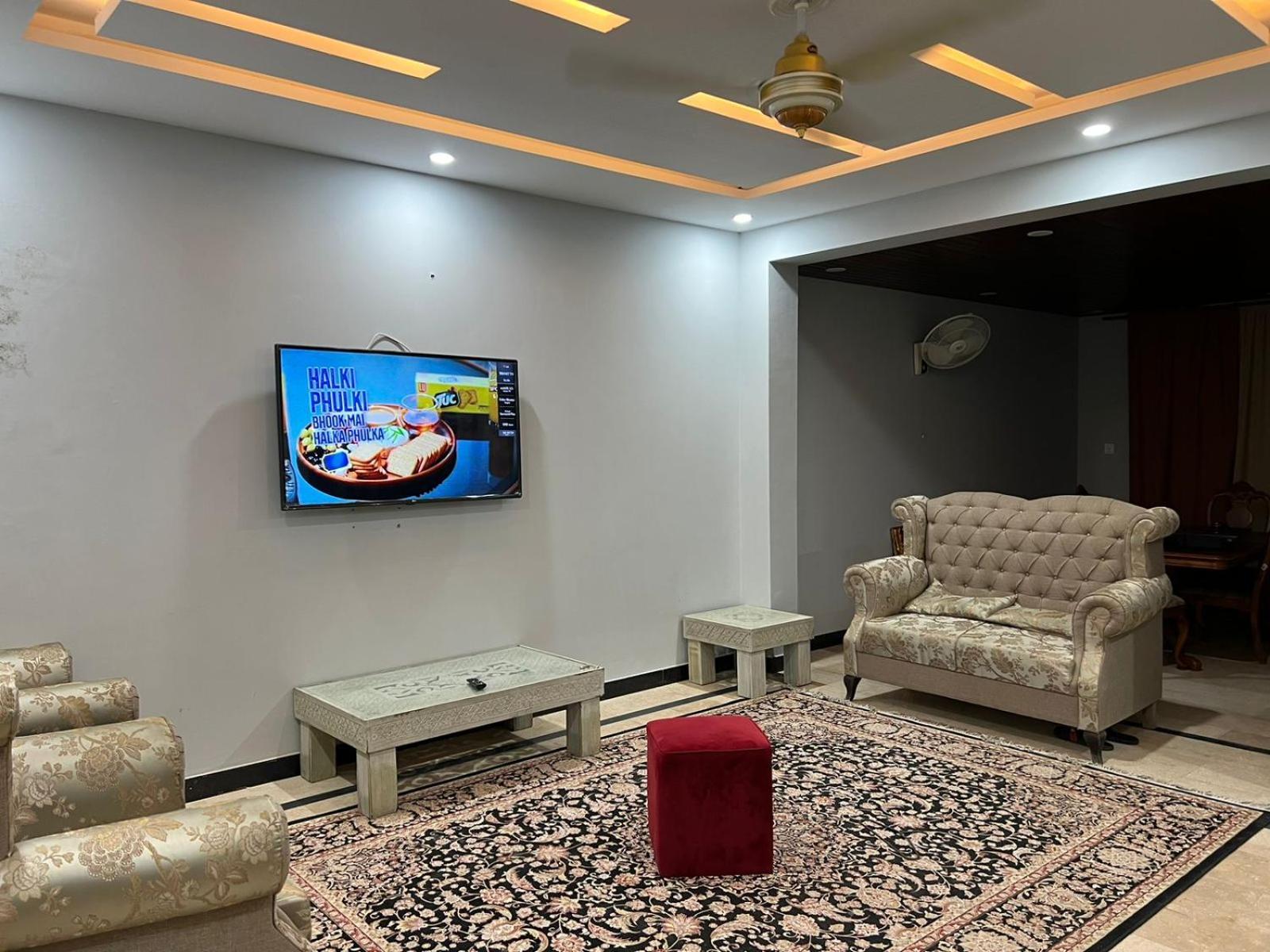 Bed & Breakfast Islamabad Hotel Bagian luar foto