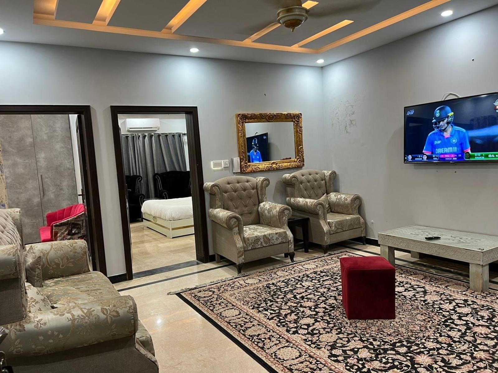 Bed & Breakfast Islamabad Hotel Bagian luar foto