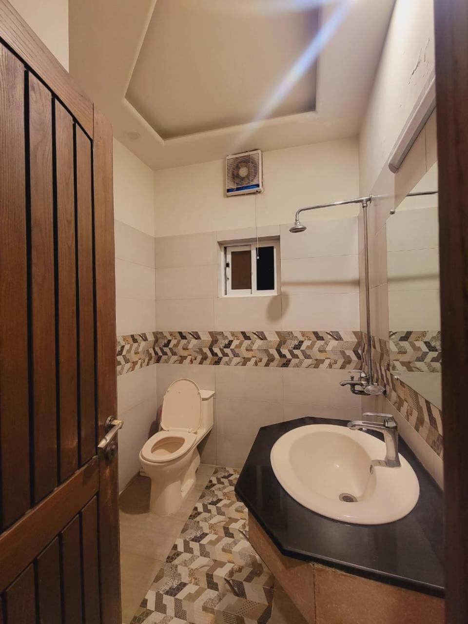 Bed & Breakfast Islamabad Hotel Bagian luar foto